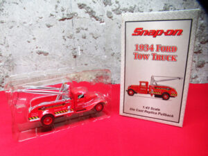 Snap on スナップオン 1934 FORD TOW TRUCK 1:43 1/43 スケール ミニチュア トラック